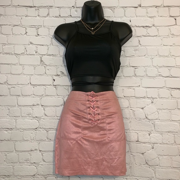 CLEARANCE! Light faux suede mini skirt - Picture 3 of 7